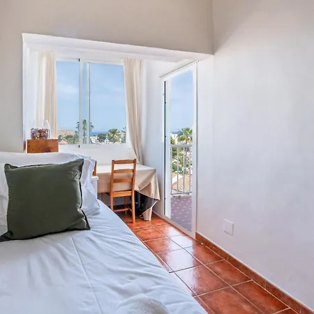 Entire Well Located 3 Bed Seaview Pass The Keys Benalmadena