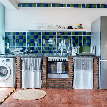 Apartment Entire Well Located 3 Bed Seaview Pass The Keys Benalmadena
